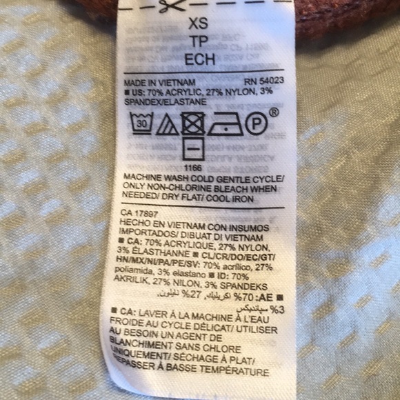 Adorable Old Navy orange fall XS sweater - Picture 5 of 5